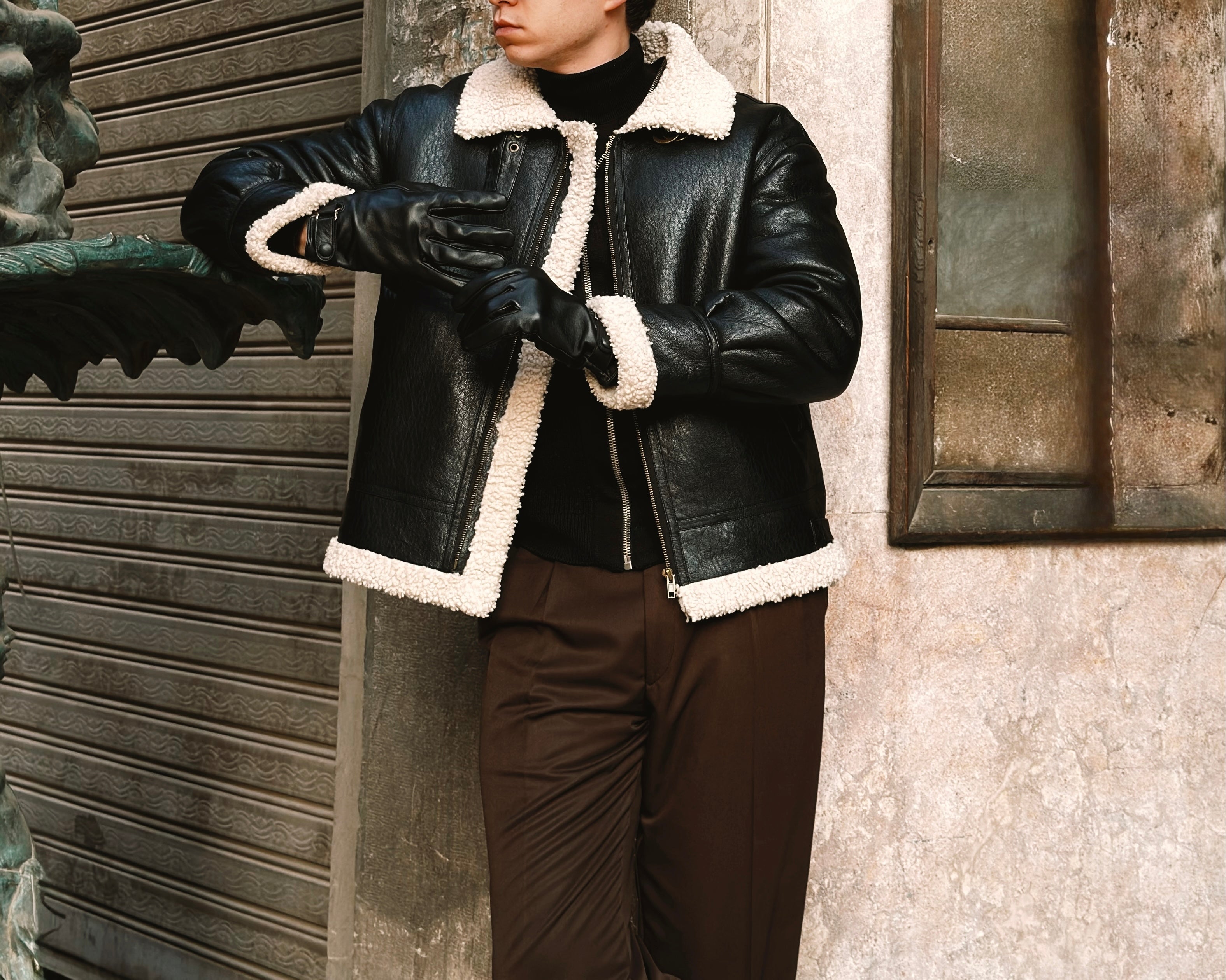 Genuine leather Gloves – Devallo.eg