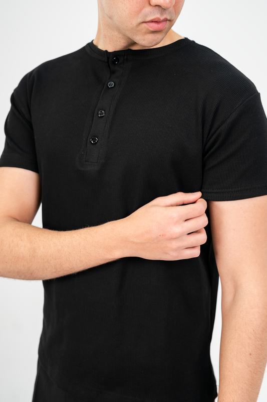 SLIM-FIT RIBBED HENLEY Tee