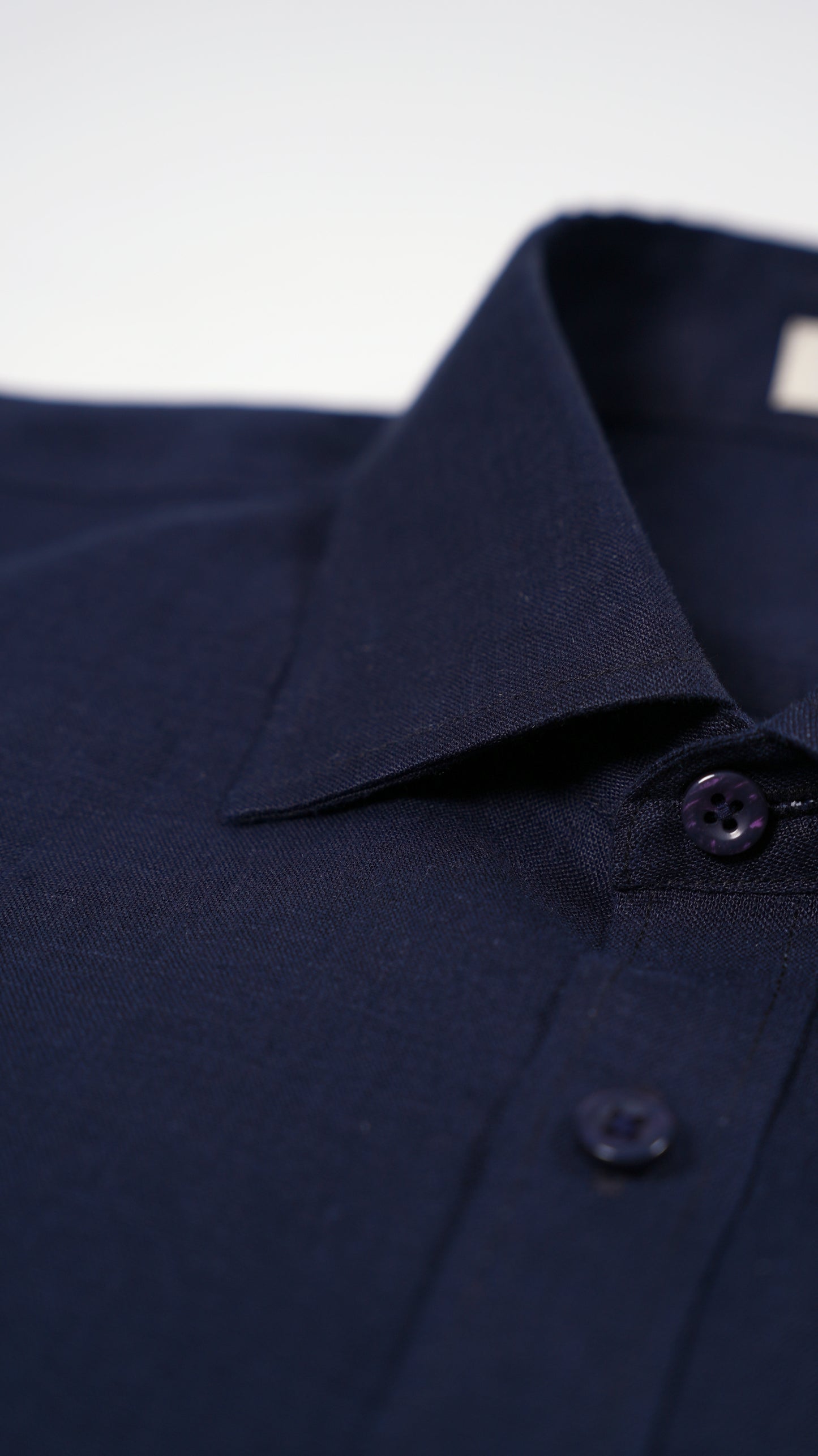 Linen Ease Shirt — Breathable 3D-Tailored Comfort (Navy)