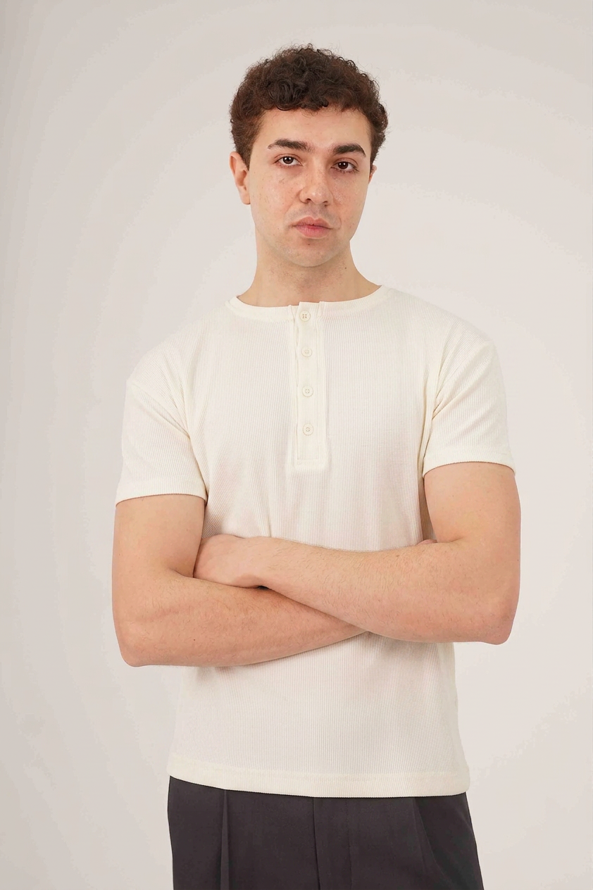 SLIM-FIT RIBBED HENLEY Tee